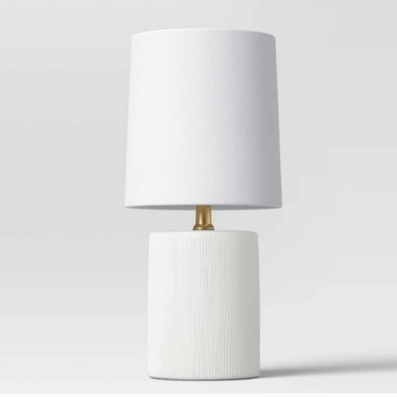 Threshold Ceramic Table Lamp - Picture 1 of 8